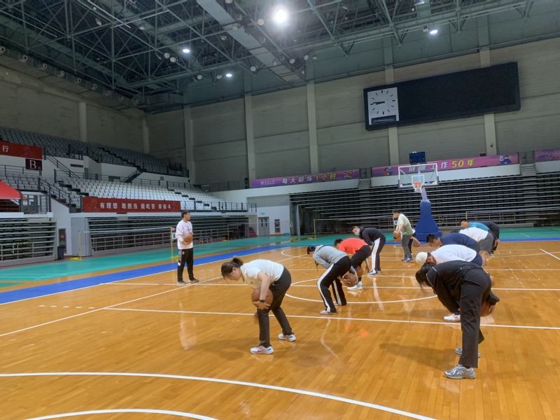 里的